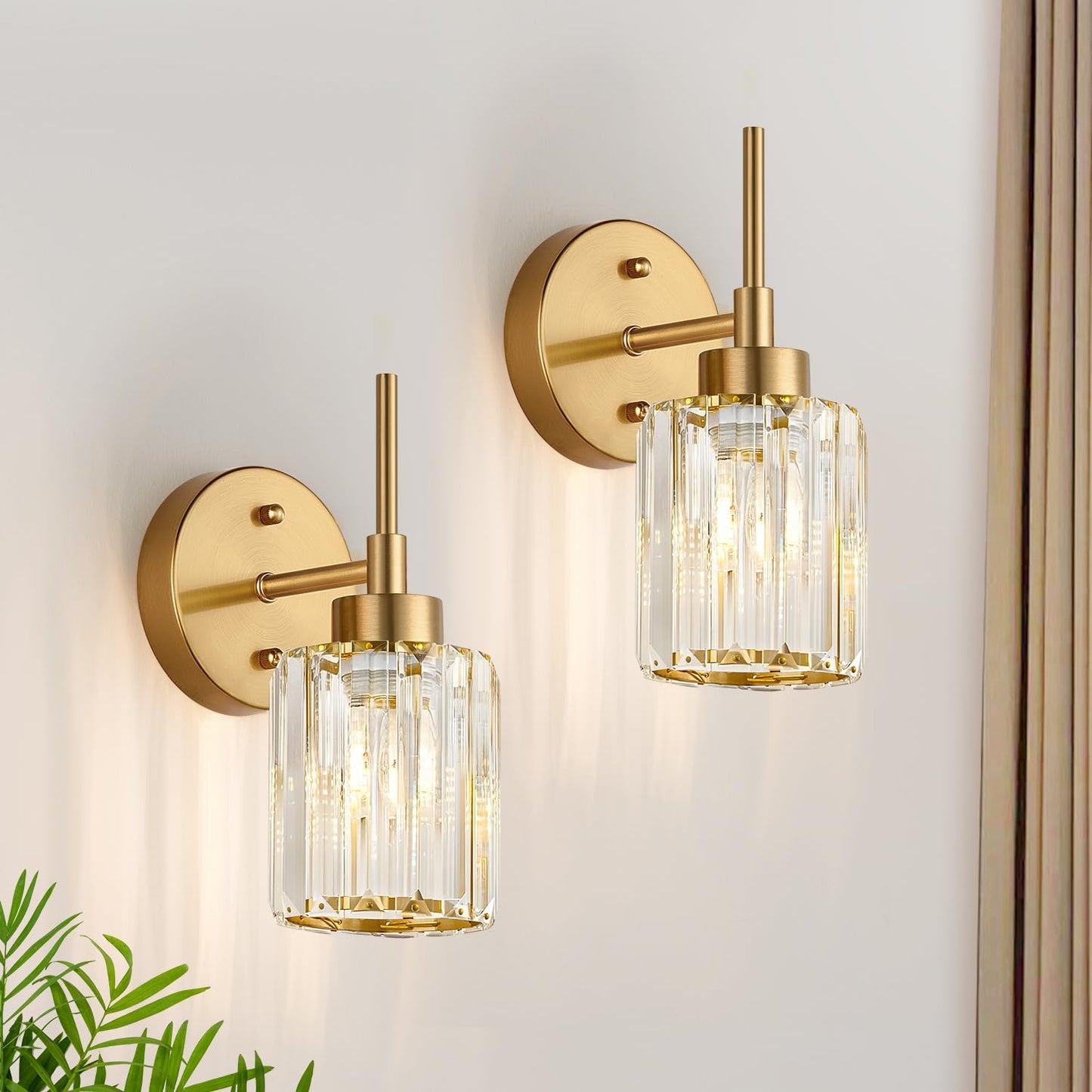 Modern Crystal Bathroom Vanity Light, 3-Light Brushed Gold Bathroom Light Fixtures with Clear Shades, Vanity Lighting Fixtures Over Mirror (Exclude Bulb)